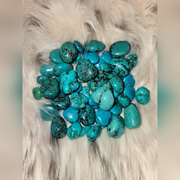 Turquoise - Picture 2 of 2